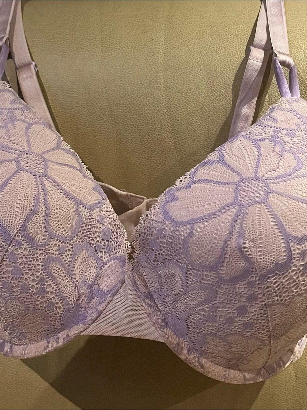 Victoria's Secret Lavender Lace T-Shirt Bra